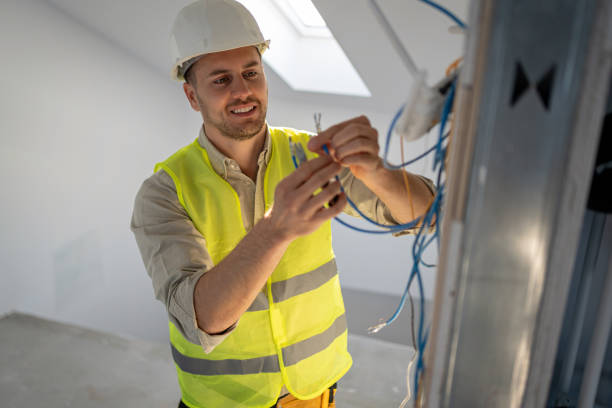 Best Affordable Emergency Electrician  in Fort Shawnee, OH
